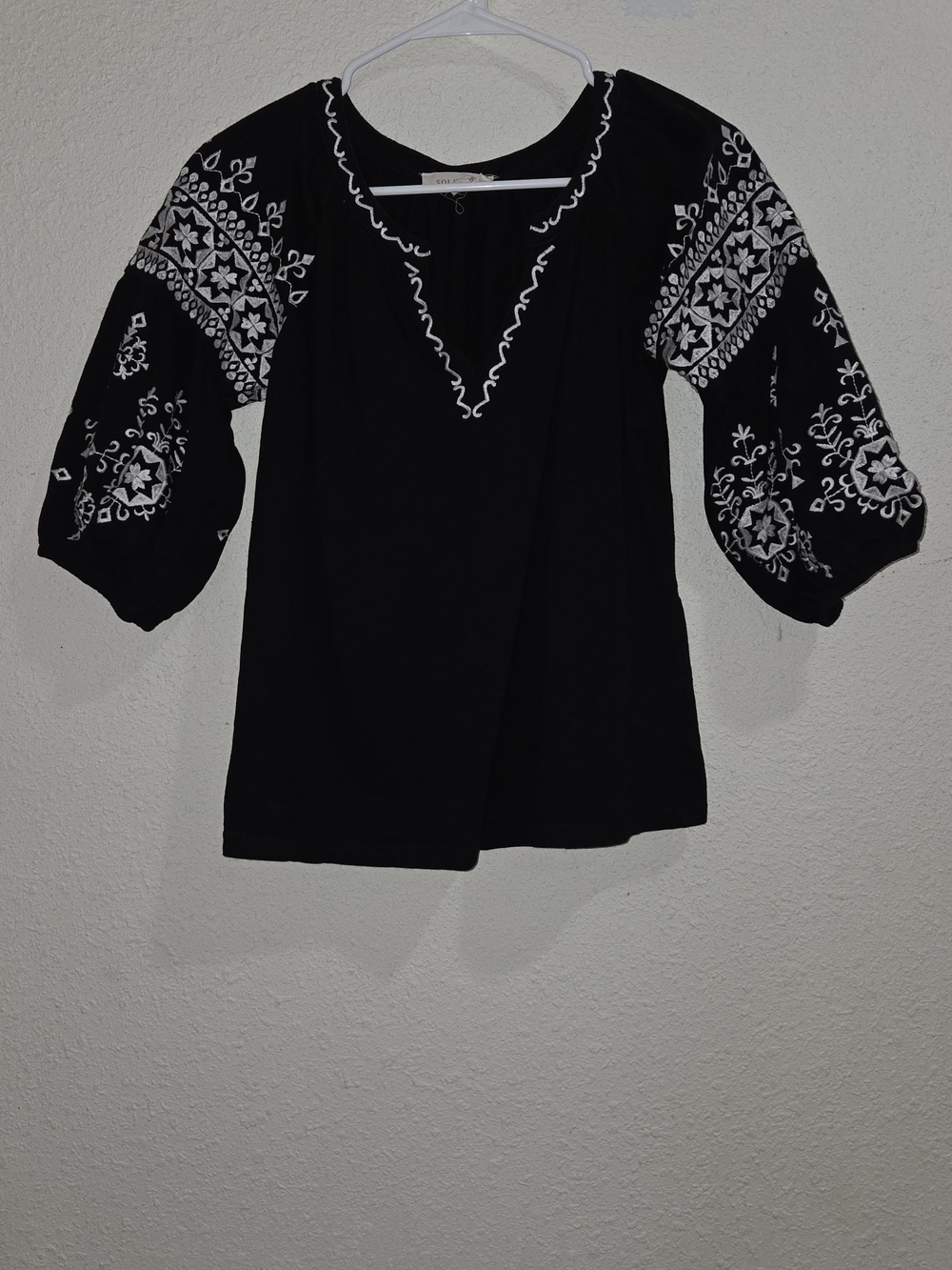 Solitaire Black Tunic with White Embroidered Balloon Sleeves